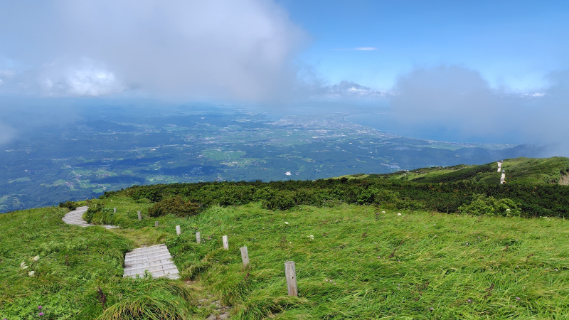 大山山頂からの景色、ガスが晴れる様子