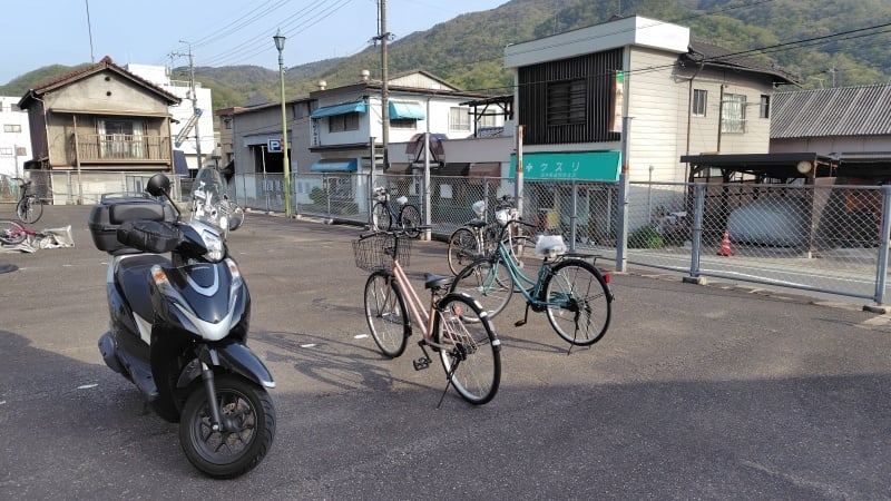 JR河内駅駐輪場