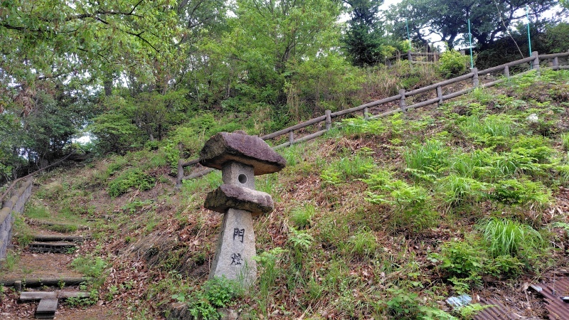 因島美可崎城の登城道
