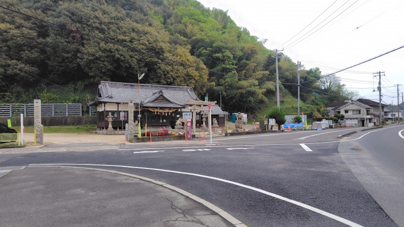 因島八雲神社前