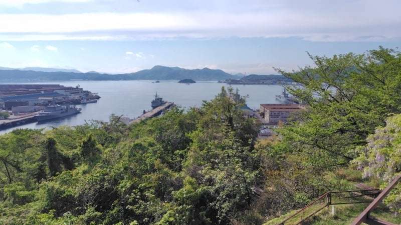 串山公園からの呉基地