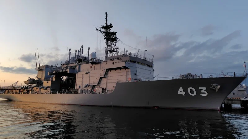 潜水艦救難艦「ちはや」