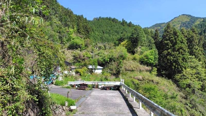 滝山登山口手前