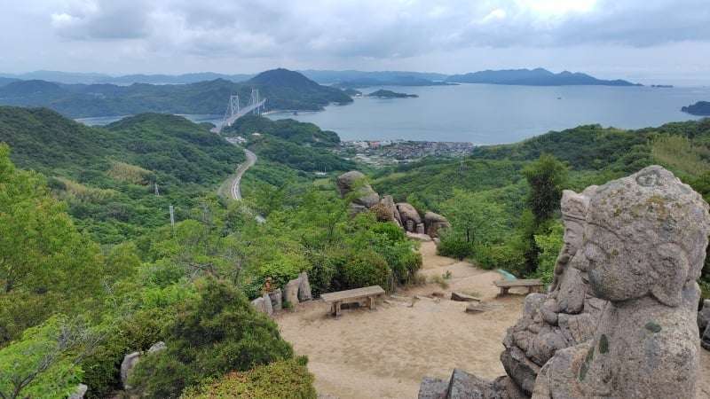 白滝山山頂展望台から福山方面の眺め